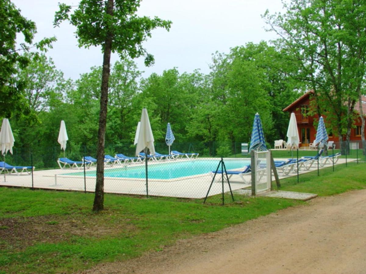 Maison De 2 Chambres Avec Vue Sur Le Lac Piscine Partagee Et Jardin Amenage A Lachapelle Auzac Екстер'єр фото